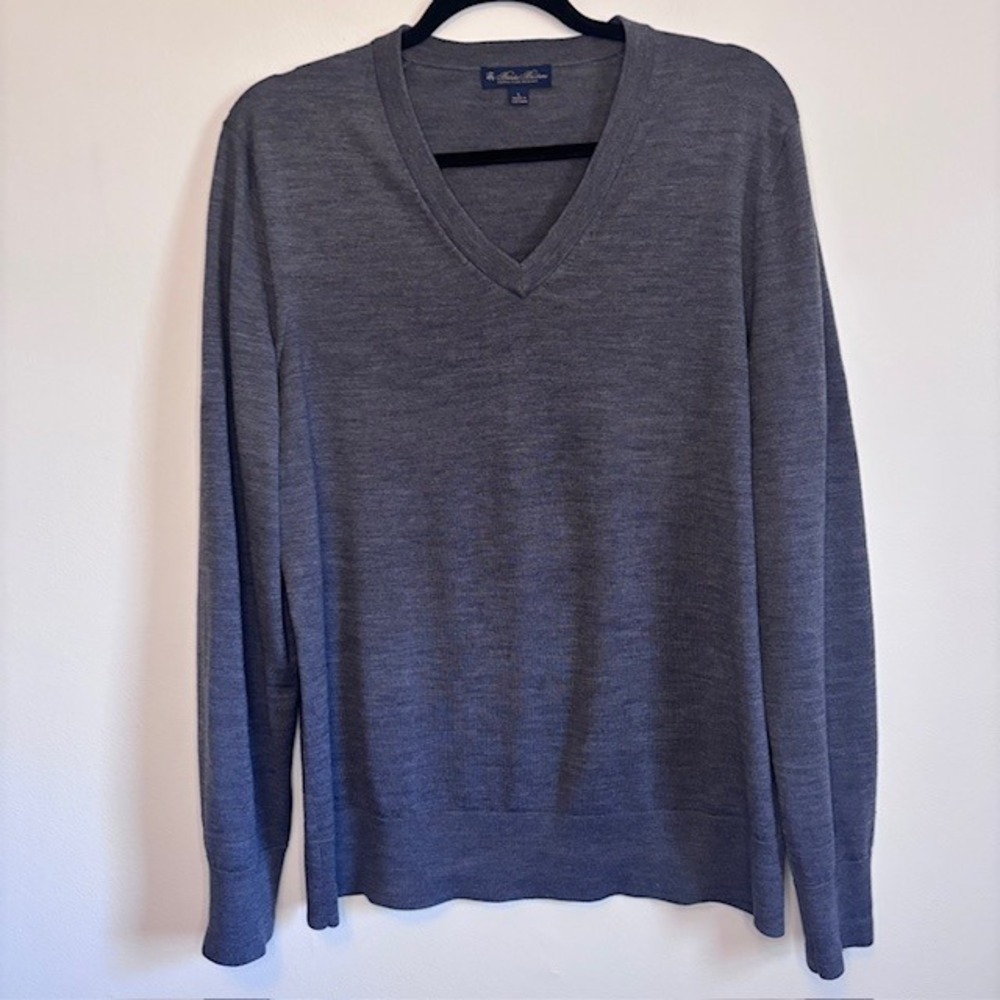 Brooks Brothers Mens Extra Fine Merino Wool V-Neck Sweater Heathered Gray Blue L